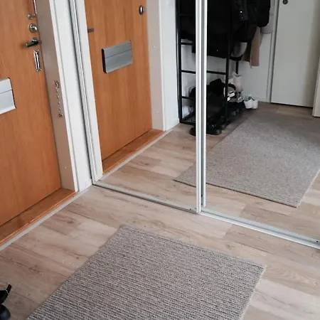 Tyylikaes Hyvin Varusteltu Asunto. Oma Autopaikka. *