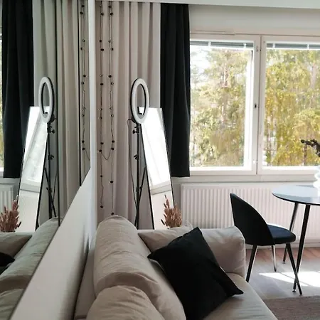 Apartamento Tyylikaes Hyvin Varusteltu Asunto. Oma Autopaikka. *