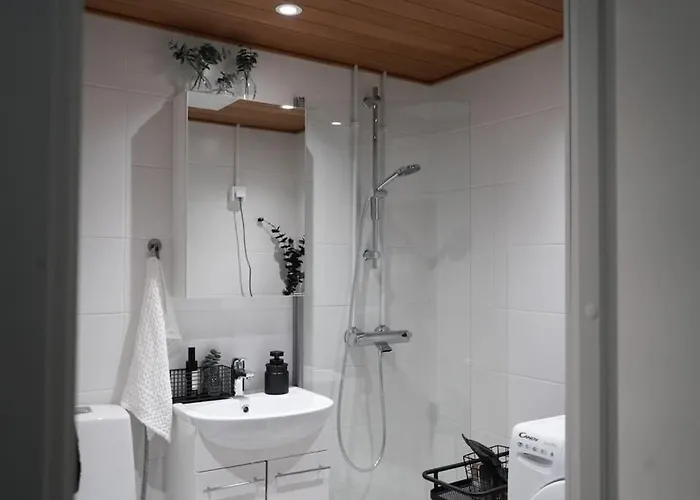 Tyylikaes Hyvin Varusteltu Asunto. Oma Autopaikka. Lejlighed